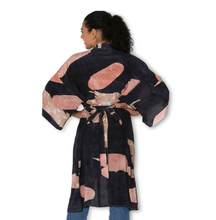 Load image into Gallery viewer, SILK Wild Safari Kimono Long