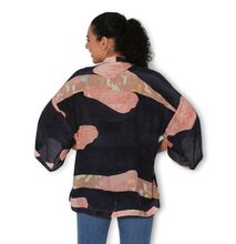 Load image into Gallery viewer, SILK Wild Safari Kimono