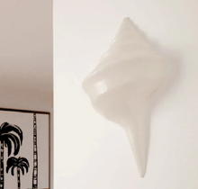Load image into Gallery viewer, Conch Shell Wall Decor/Light
